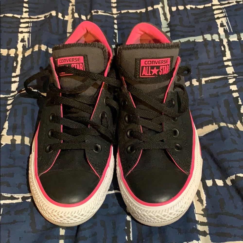 Women’s shoes
